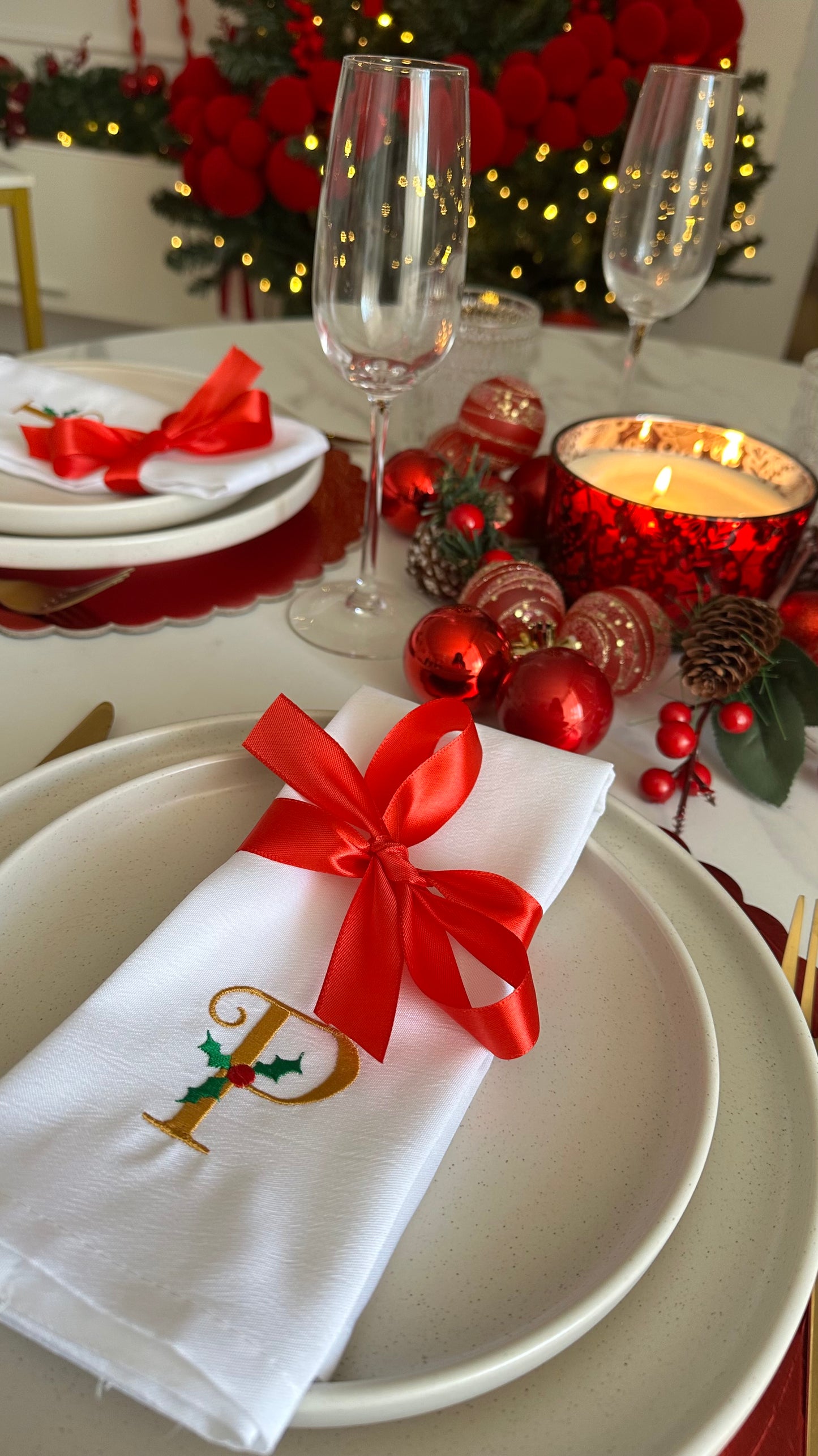 Tovagliolo con monogramma natalizio